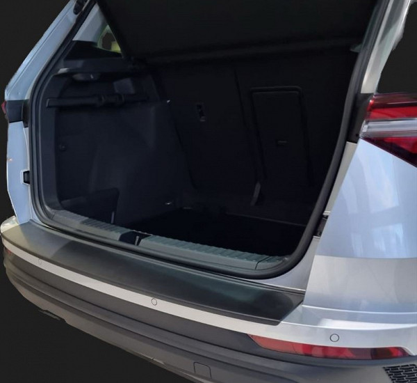 Rear Bumper Protector compatible with Skoda Karoq 12.2021-> not for Scout Rearguard, Tailored Fit Bumper Guard, ABS Plastic- Special Colour Silver