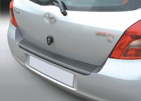 Ladekantenschutz passend für Toyota Yaris ab BJ. 1.2006-12.2008 nicht für SR passgenau mit Abkantung ABS- Farbe schwarz