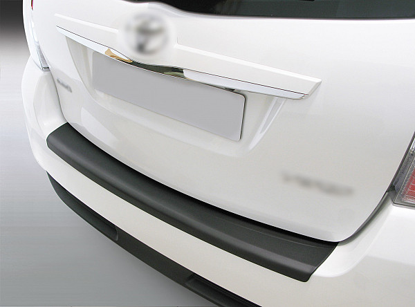 Ladekantenschutz passend für Toyota Verso ab BJ. 3.2013-6.2018  passgenau mit Abkantung ABS- Sonderfarbe Aluminium Gebürstet Optik