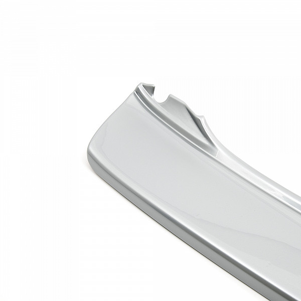 Zaštitna letva stražnjeg branika pogodno za Toyota Auris Hatchback 03.2010-12.2012  precizno pristajanje s dubokim zaštitnim rubom, ABS plastika- posebna boja srebrna