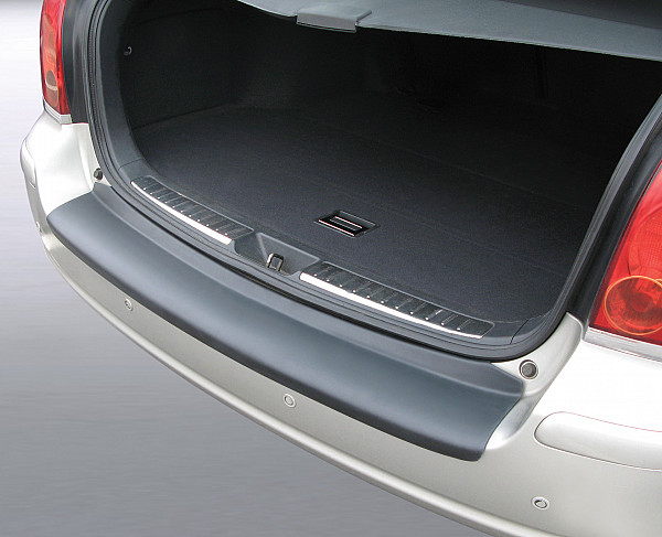Zaštitna letva stražnjeg branika pogodno za Toyota Avensis Karavan (T25) 05.2003-12.2008  precizno pristajanje s dubokim zaštitnim rubom, ABS plastika- boja crna mat