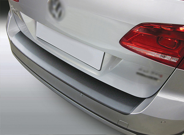 Ladekantenschutz passend für Volkswagen Passat Alltrack B7  ab BJ. 11.2010-9.2014  passgenau mit Abkantung ABS- Farbe schwarz