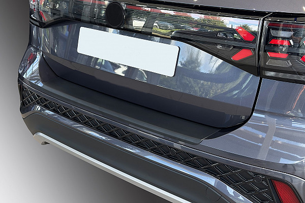 Zaštitna letva stražnjeg branika pogodno za Volkswagen T-Cross 03.2024->  precizno pristajanje s dubokim zaštitnim rubom, ABS plastika- boja crna mat