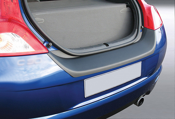 Ladekantenschutz passend für Volvo C30 ab BJ. 12.2006-12.2012  passgenau mit Abkantung ABS- Farbe schwarz